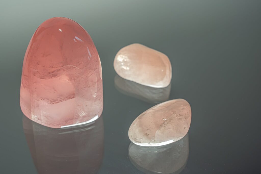 Rose quartz properties: